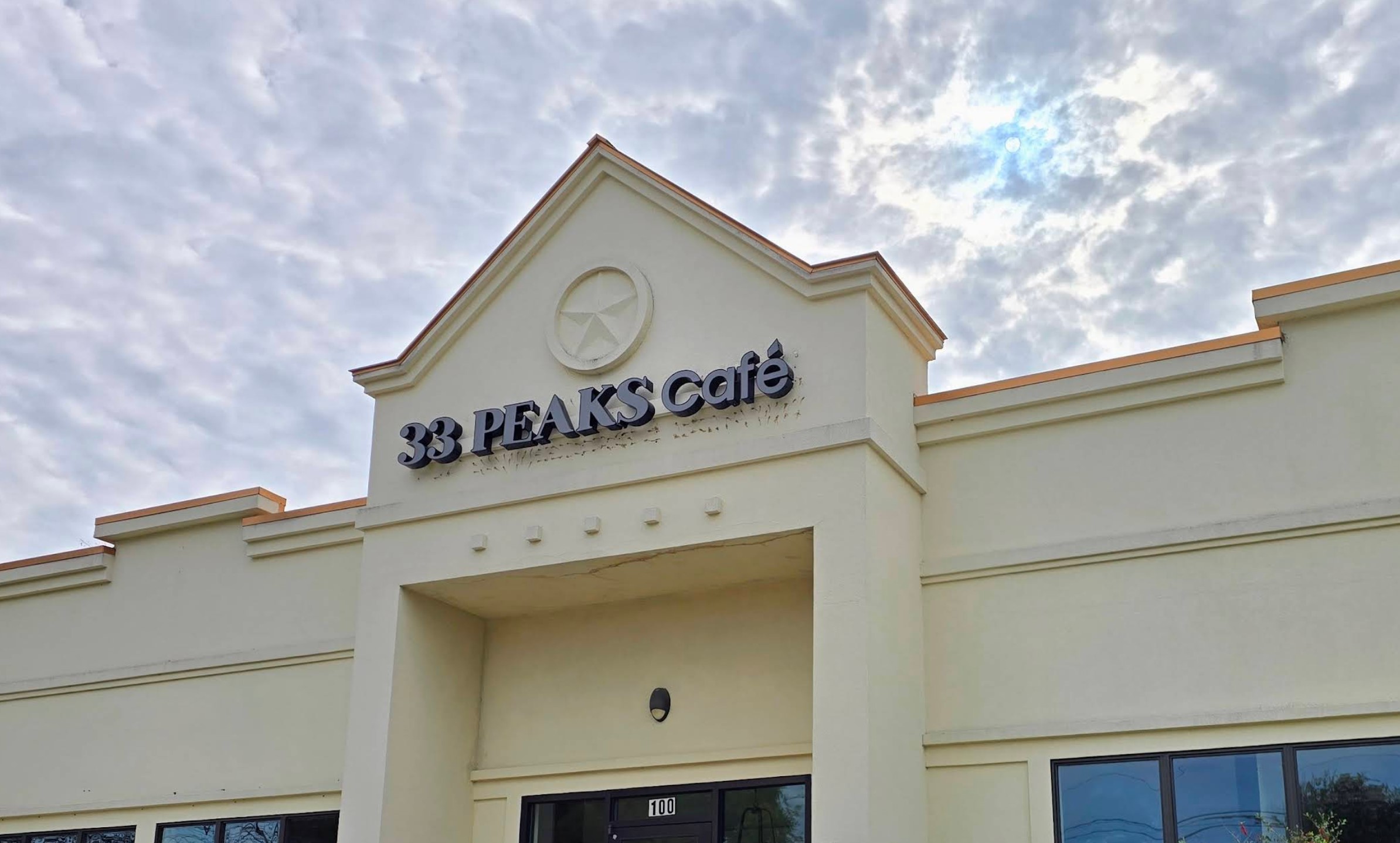 33 Peaks Cafe storefront